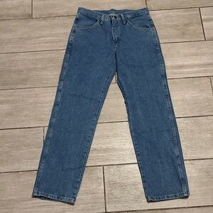 Wrangler denim jeans. Straight leg